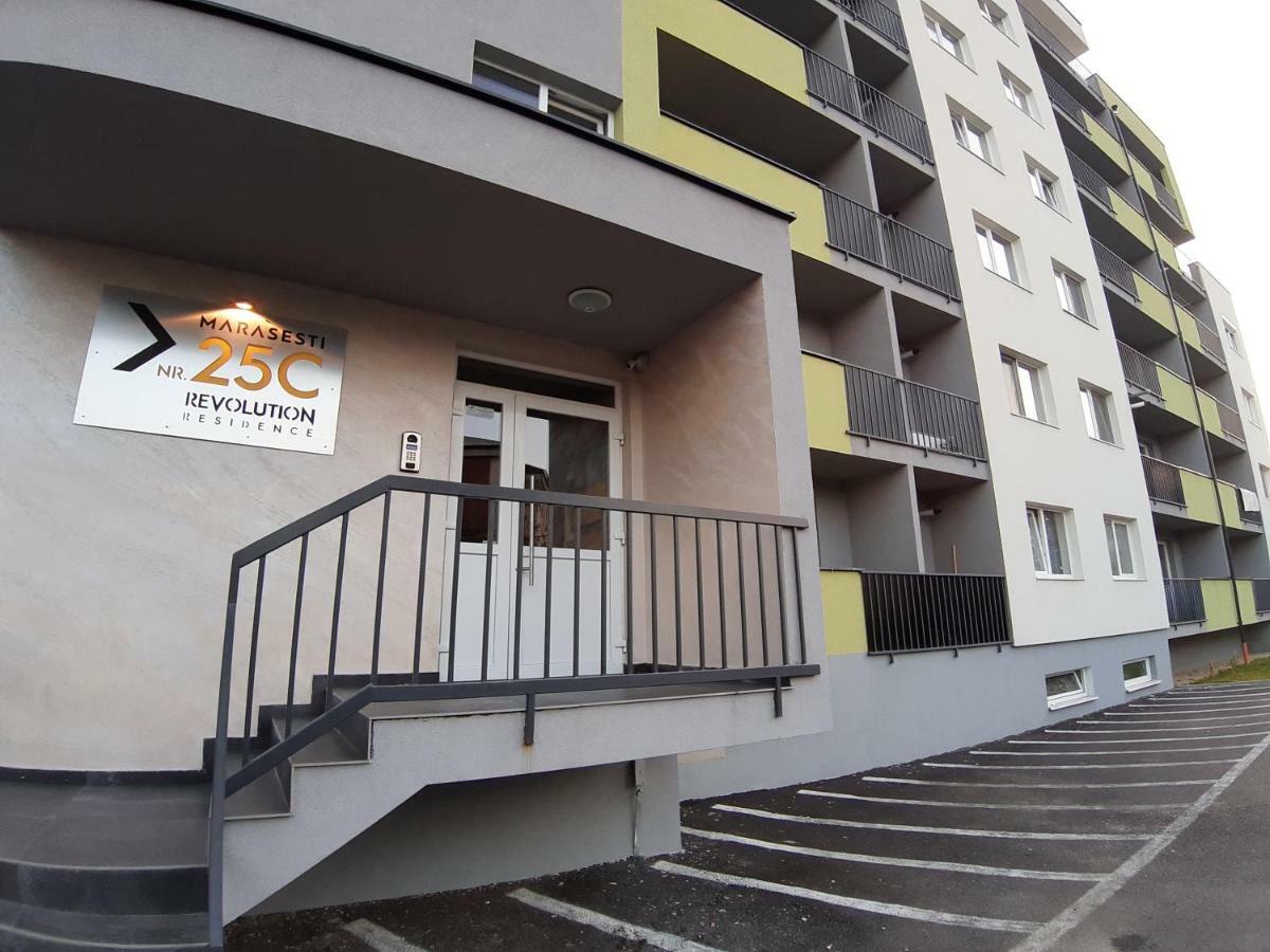 Revolution Apartment Baia Mare Dış mekan fotoğraf